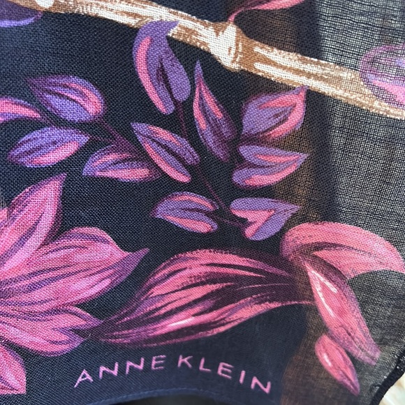 EUC Anne Klein Floral Print Navy Raspberry Scarf/Shawl - Picture 3 of 5